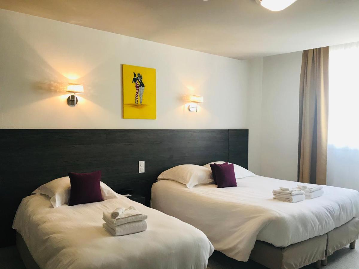 Hotel Le Chapon Fin Moissac Bagian luar foto