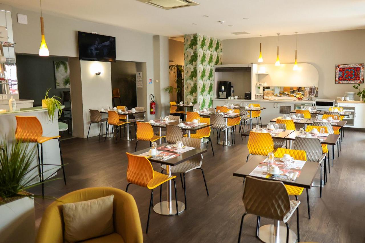 Hotel Le Chapon Fin Moissac Bagian luar foto